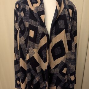 Geometric Patterned Black and Tan Women Sweater